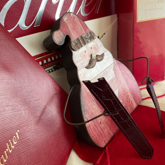 Cartier Width of Strap 13.80 x 13.80 Cut Out Leather Watch Strap - Picture 3 of 13